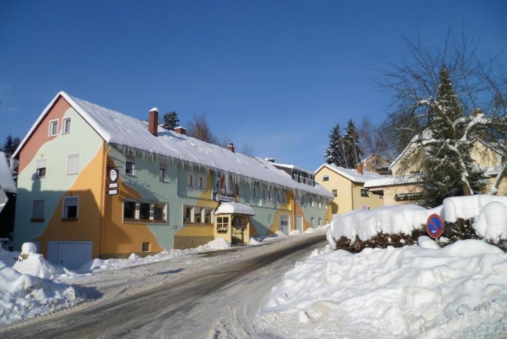 Landgasthof Gruener Baum Regnitzlosau Exterior photo